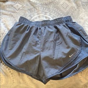 nike active shorts